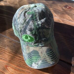 Signatures Mossy Oak Camouflage cloth adjustable Back Cap Hat